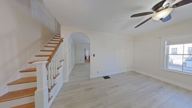48 Swanton St 48, Winchester, MA 01890