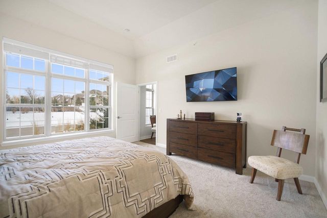 4417 Creekside PASS, Brookfield, WI 53005