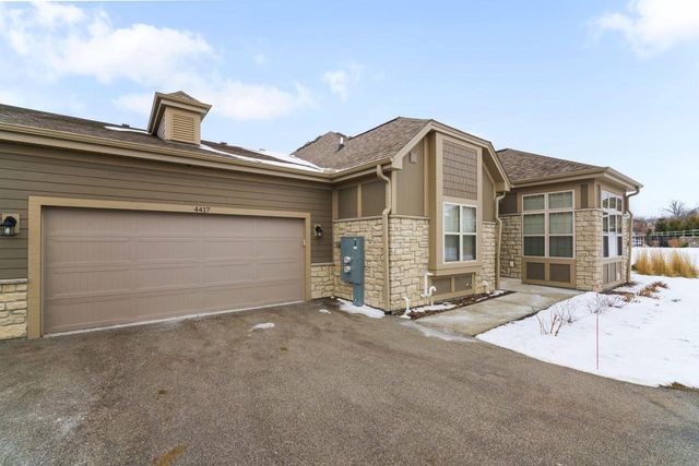 4417 Creekside PASS, Brookfield, WI 53005