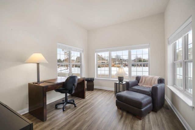 4417 Creekside PASS, Brookfield, WI 53005