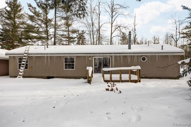 2836 Lone Pine Road, Gaylord, MI 49735