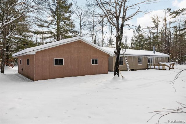 2836 Lone Pine Road, Gaylord, MI 49735