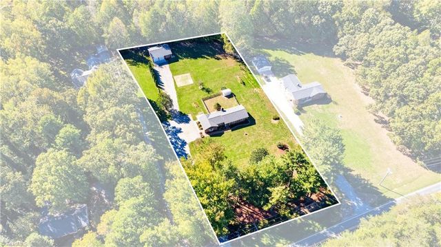3612 Southeast School Road, Greensboro, NC 27406