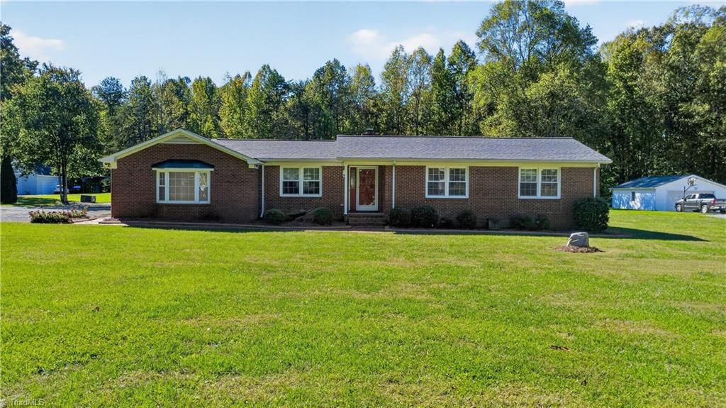 3612 Southeast School Road, Greensboro, NC 27406