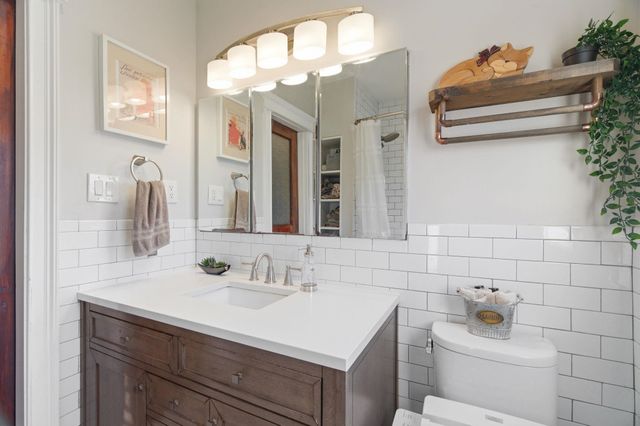 376 FAIRMOUNT AVE, Jc, Journal Square, NJ 07306