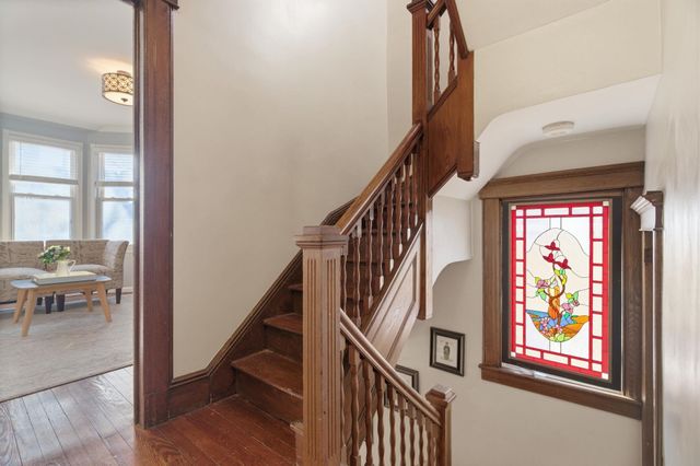 376 FAIRMOUNT AVE, Jc, Journal Square, NJ 07306