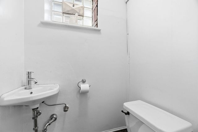 376 FAIRMOUNT AVE, Jc, Journal Square, NJ 07306