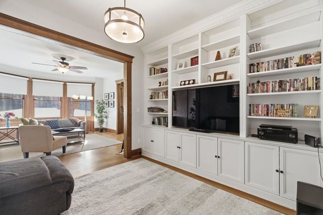 376 FAIRMOUNT AVE, Jc, Journal Square, NJ 07306