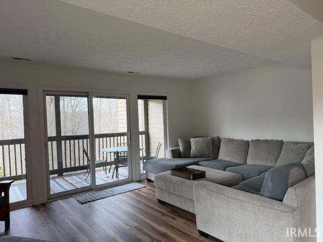 9640 S Lake Ridge Drive, Bloomington, IN 47401