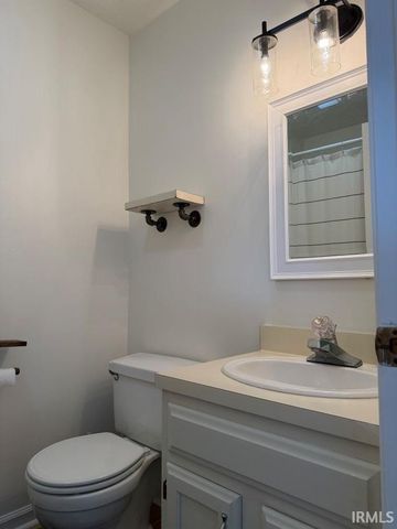 9640 S Lake Ridge Drive, Bloomington, IN 47401