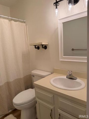 9640 S Lake Ridge Drive, Bloomington, IN 47401