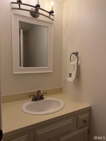 9640 S Lake Ridge Drive, Bloomington, IN 47401