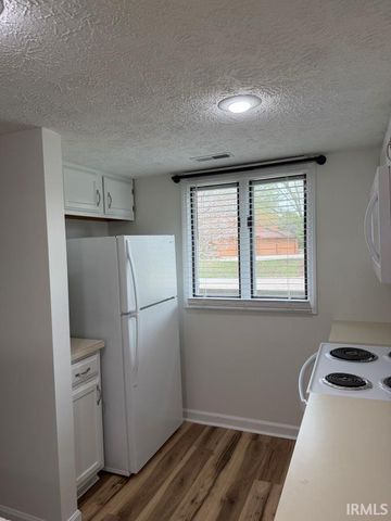 9640 S Lake Ridge Drive, Bloomington, IN 47401