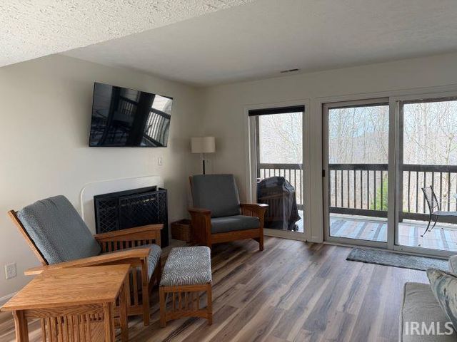 9640 S Lake Ridge Drive, Bloomington, IN 47401