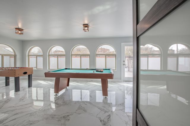 10546 REDBUD Street NW, Albuquerque, NM 87114