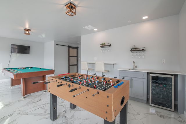 10546 REDBUD Street NW, Albuquerque, NM 87114