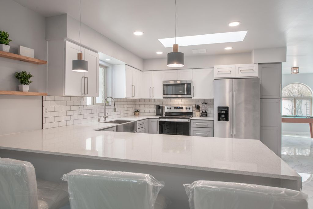 Image 22 of property listing at 10546 REDBUD Street NW, Albuquerque, NM 87114