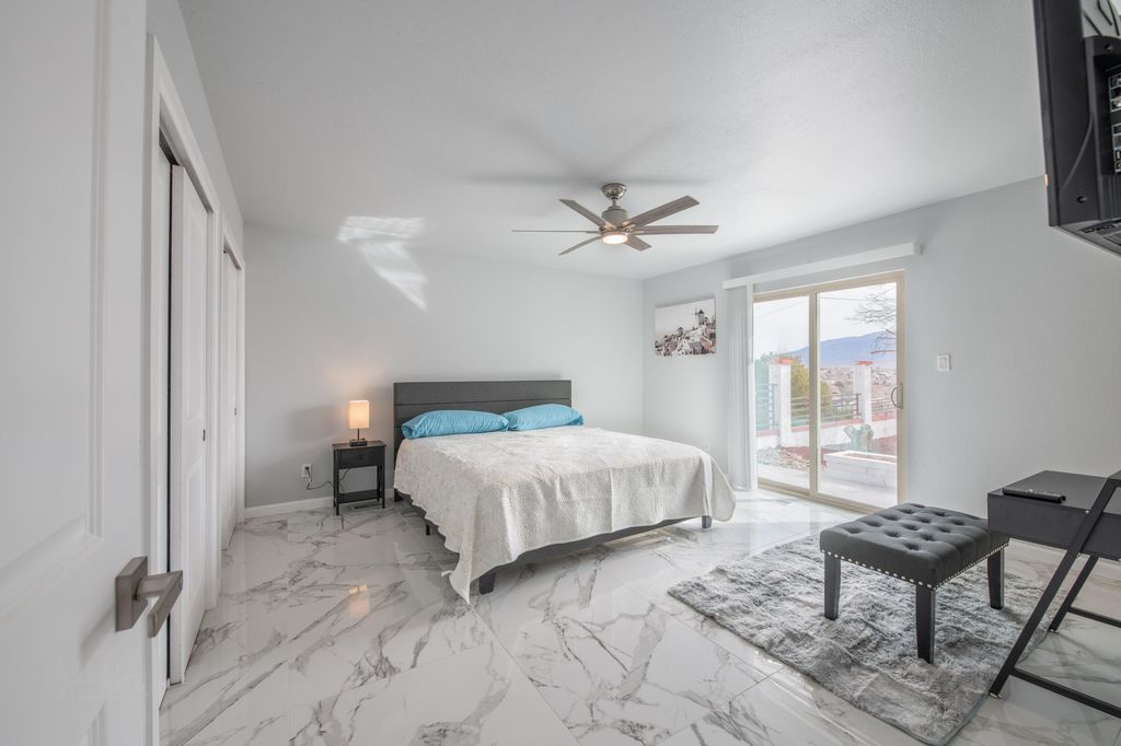 Image 40 of property listing at 10546 REDBUD Street NW, Albuquerque, NM 87114