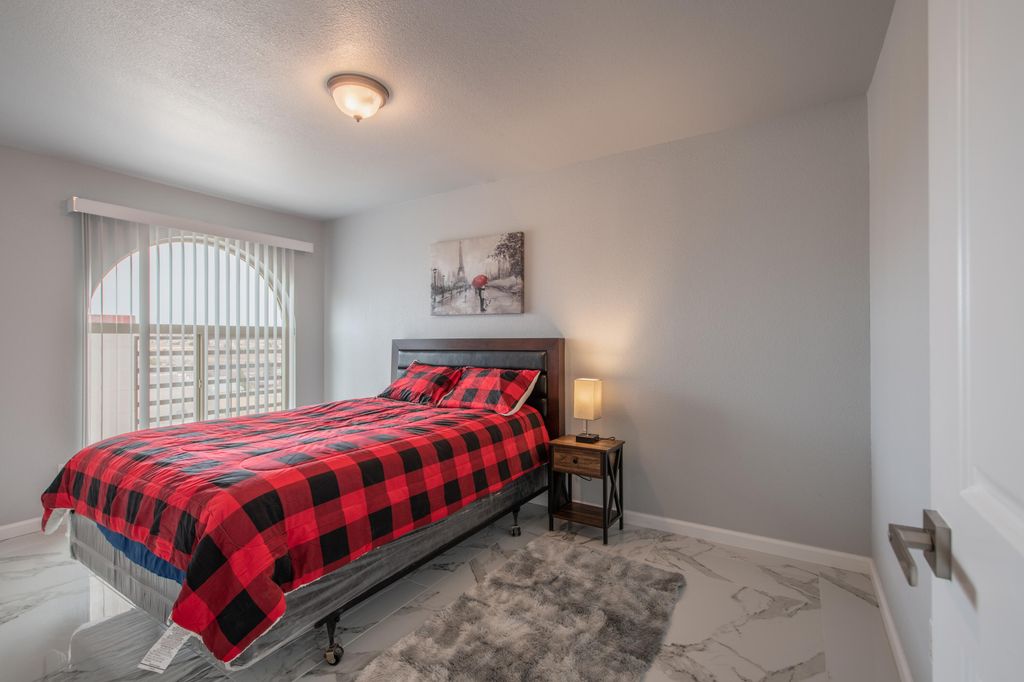 Image 52 of property listing at 10546 REDBUD Street NW, Albuquerque, NM 87114