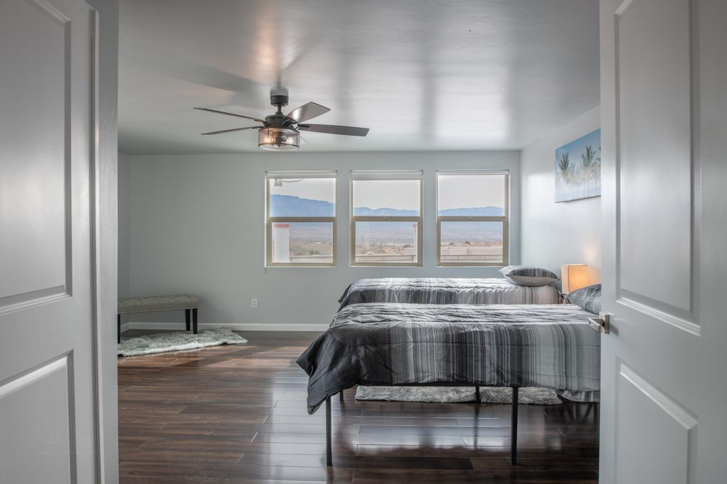 Image 61 of property listing at 10546 REDBUD Street NW, Albuquerque, NM 87114