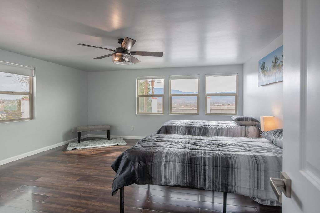 Image 62 of property listing at 10546 REDBUD Street NW, Albuquerque, NM 87114