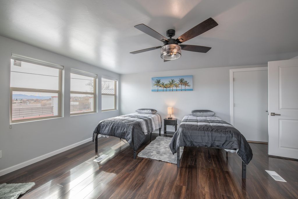 Image 64 of property listing at 10546 REDBUD Street NW, Albuquerque, NM 87114