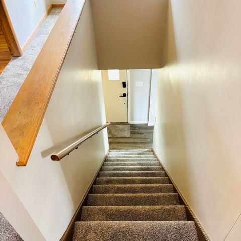 118 W Gloucester Drive, Saginaw, MI 48609