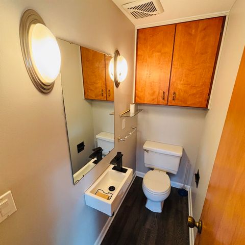 118 W Gloucester Drive, Saginaw, MI 48609