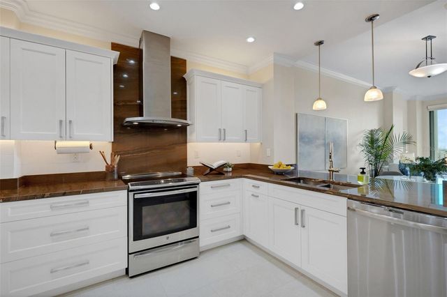 1771 RINGLING BOULEVARD 1205, Sarasota, FL 34236