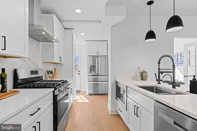 1210 KENNEDY ST NW, Washington, DC 20011