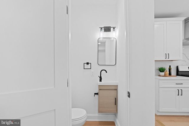 1210 KENNEDY ST NW, Washington, DC 20011