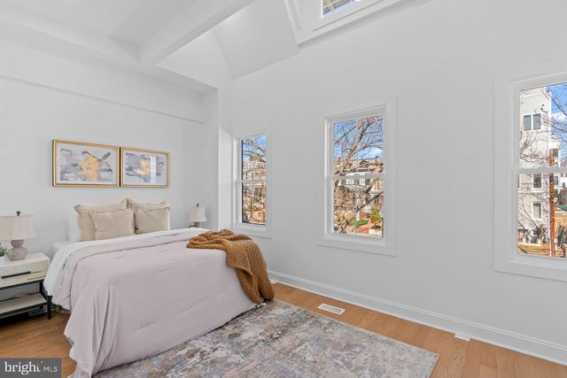 1210 KENNEDY ST NW, Washington, DC 20011