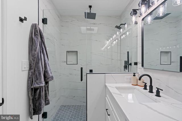 1210 KENNEDY ST NW, Washington, DC 20011