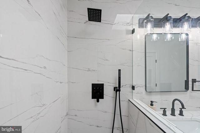 1210 KENNEDY ST NW, Washington, DC 20011