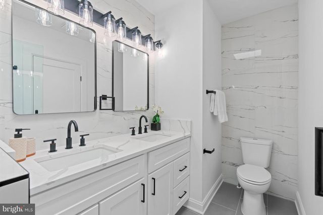 1210 KENNEDY ST NW, Washington, DC 20011