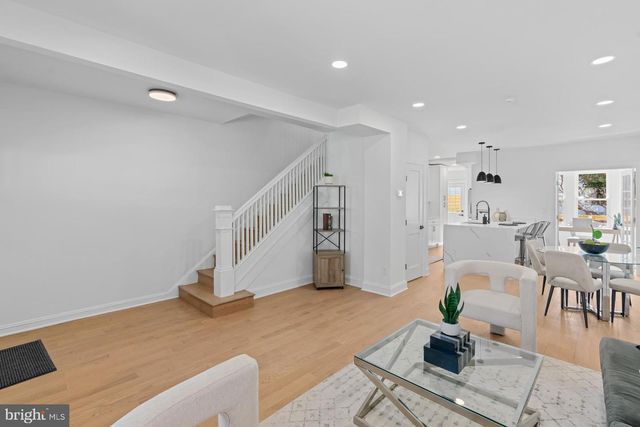 1210 KENNEDY ST NW, Washington, DC 20011