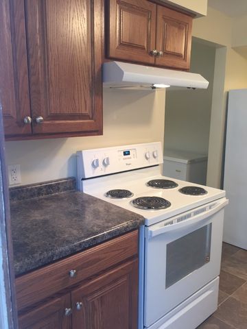 402 W Washington Street, Yorkville, IL 60560