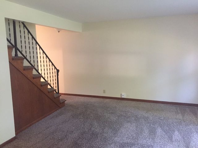 402 W Washington Street, Yorkville, IL 60560