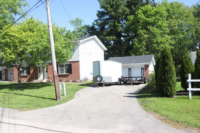 402 W Washington Street, Yorkville, IL 60560