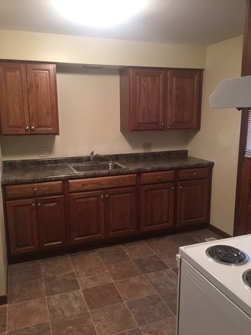402 W Washington Street, Yorkville, IL 60560