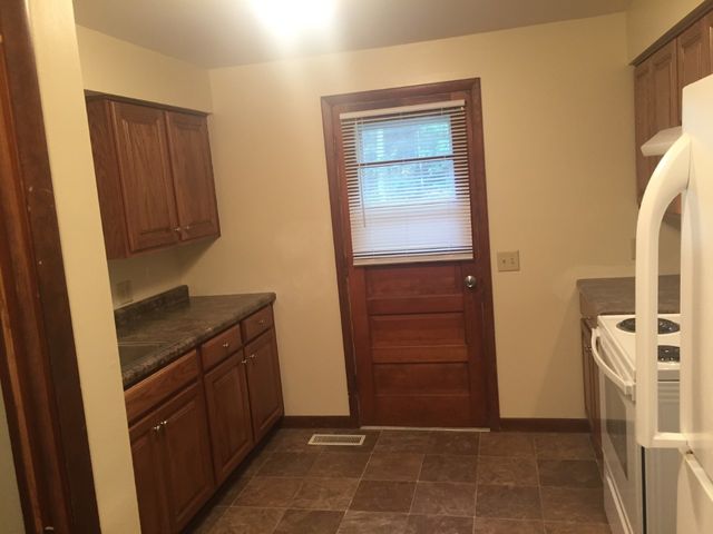 402 W Washington Street, Yorkville, IL 60560
