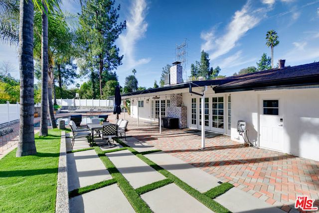 4506 El Abaca Place, Tarzana, CA 91356