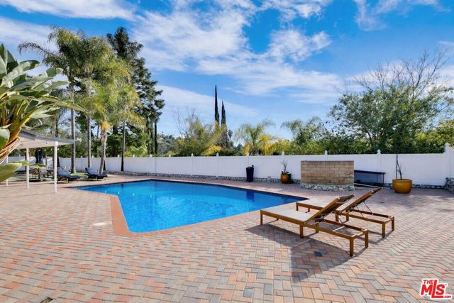 4506 El Abaca Place, Tarzana, CA 91356