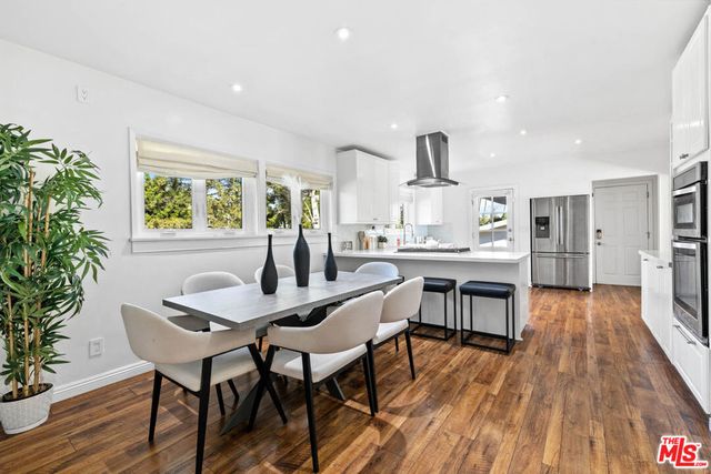 4506 El Abaca Place, Tarzana, CA 91356