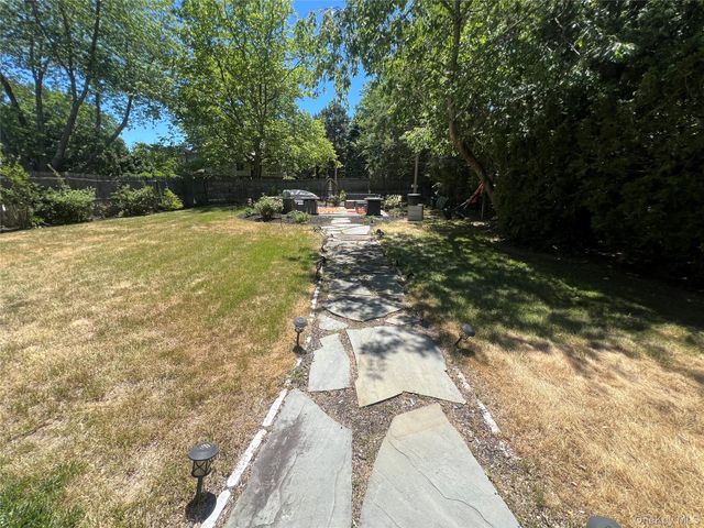 2 Peters Lane, Port Jefferson Station, NY 11776