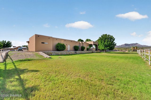 240 Providence Road, Las Cruces, NM 88007