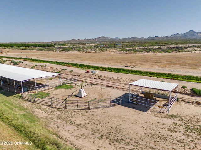 240 Providence Road, Las Cruces, NM 88007