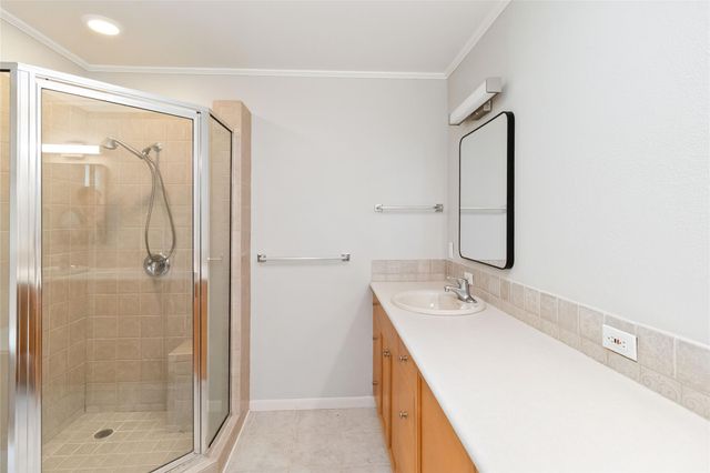 161 Shady Oaks LOOP, Cedar Creek, TX 78612