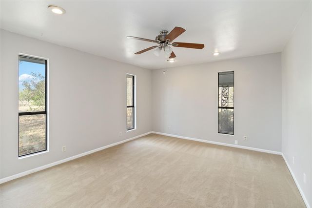 161 Shady Oaks LOOP, Cedar Creek, TX 78612