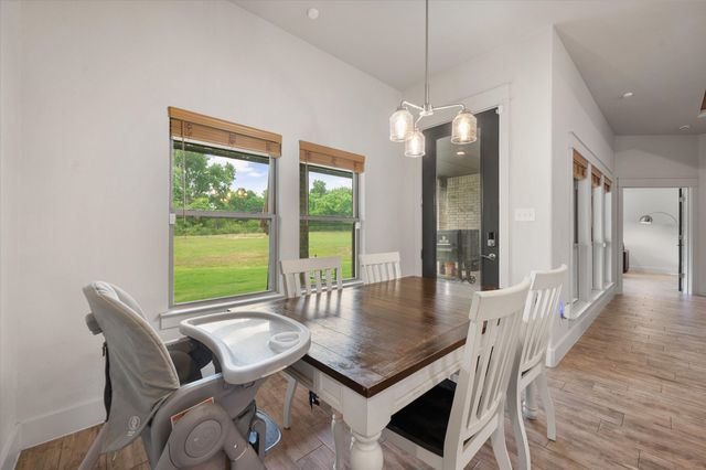 1052 Kessler Road, Weatherford, TX 76087